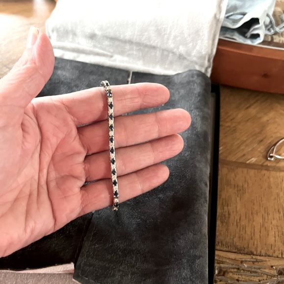 Sapphire and Diamond Tennis bracelet - Picture 4 of 5